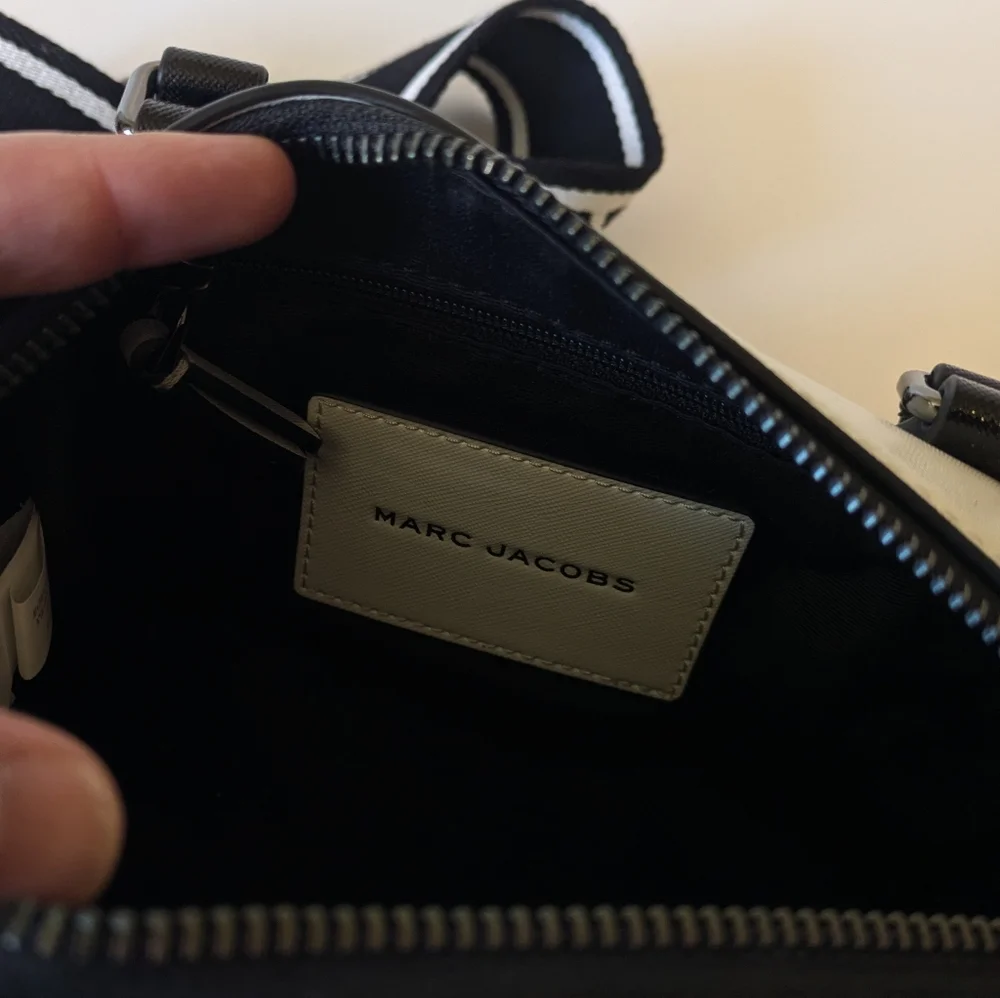 Marc Jacobs Black White Mini Barrel Bag - Picture 5 of 9